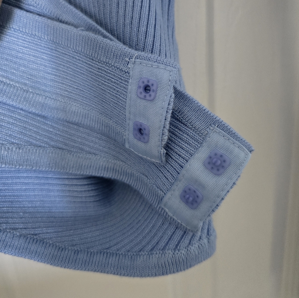 Missguided Light Blue V-Neck Ribbed Bodysuit - Picture 6 of 7